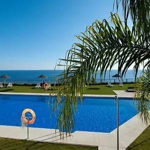 apartamento-vista-mar-frontal-con-parking.1costadelsol.com/